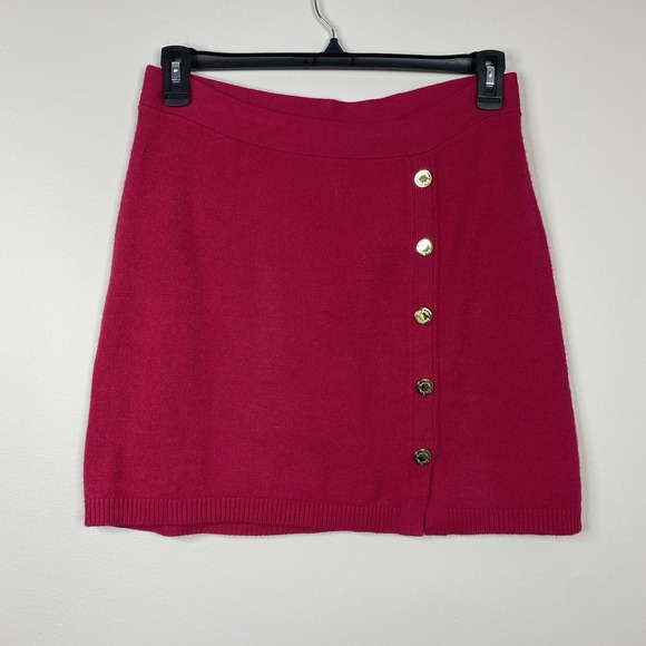 Lilly Pulitzer Dresses & Skirts - Lilly Pulitzer Lizona Sweater Knit‎ Pencil Skirt Sz Medium Poinsettia Red Button
